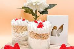 Bougie fée mère fraise